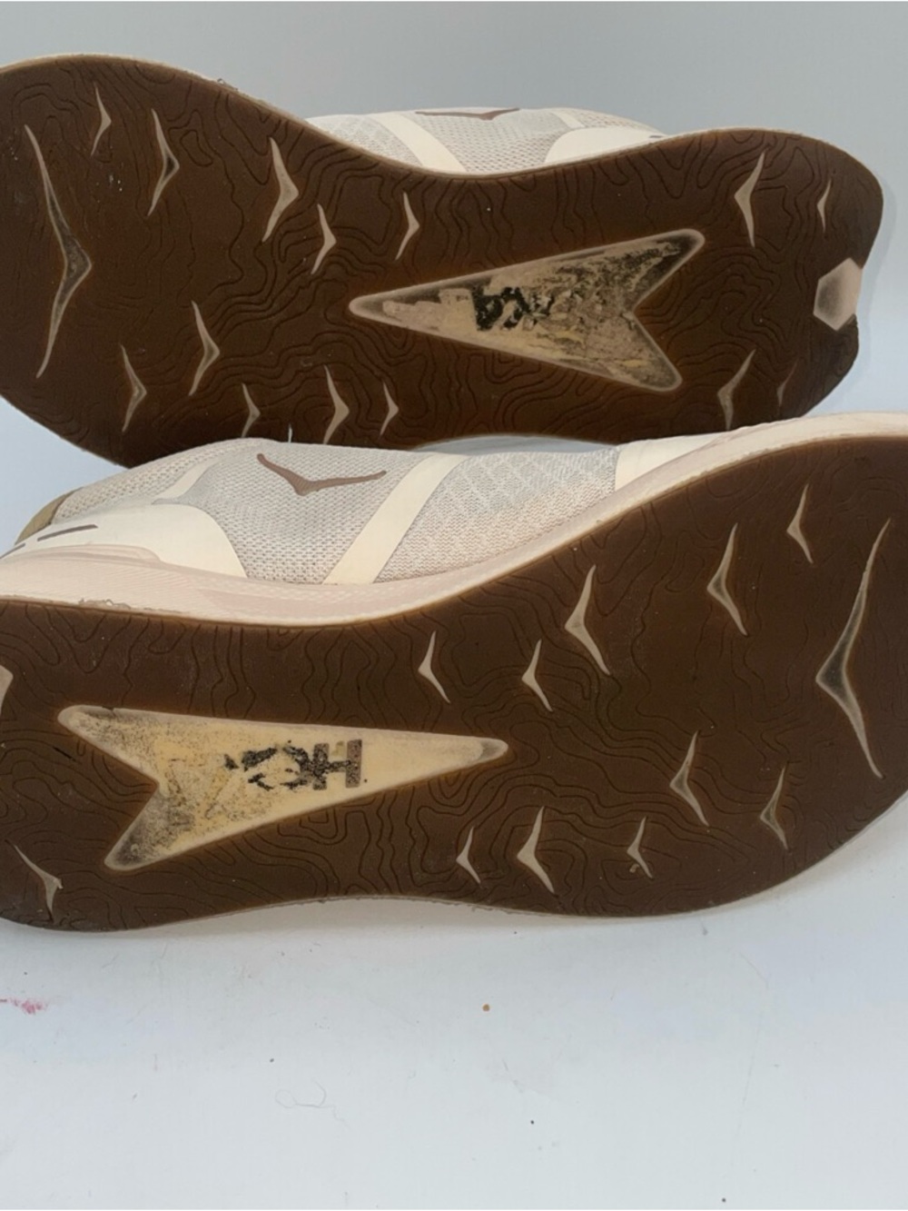 Hoka Men's Light Beige/Pale Pink Cushioned Running Shoes - Picture 10 of 11